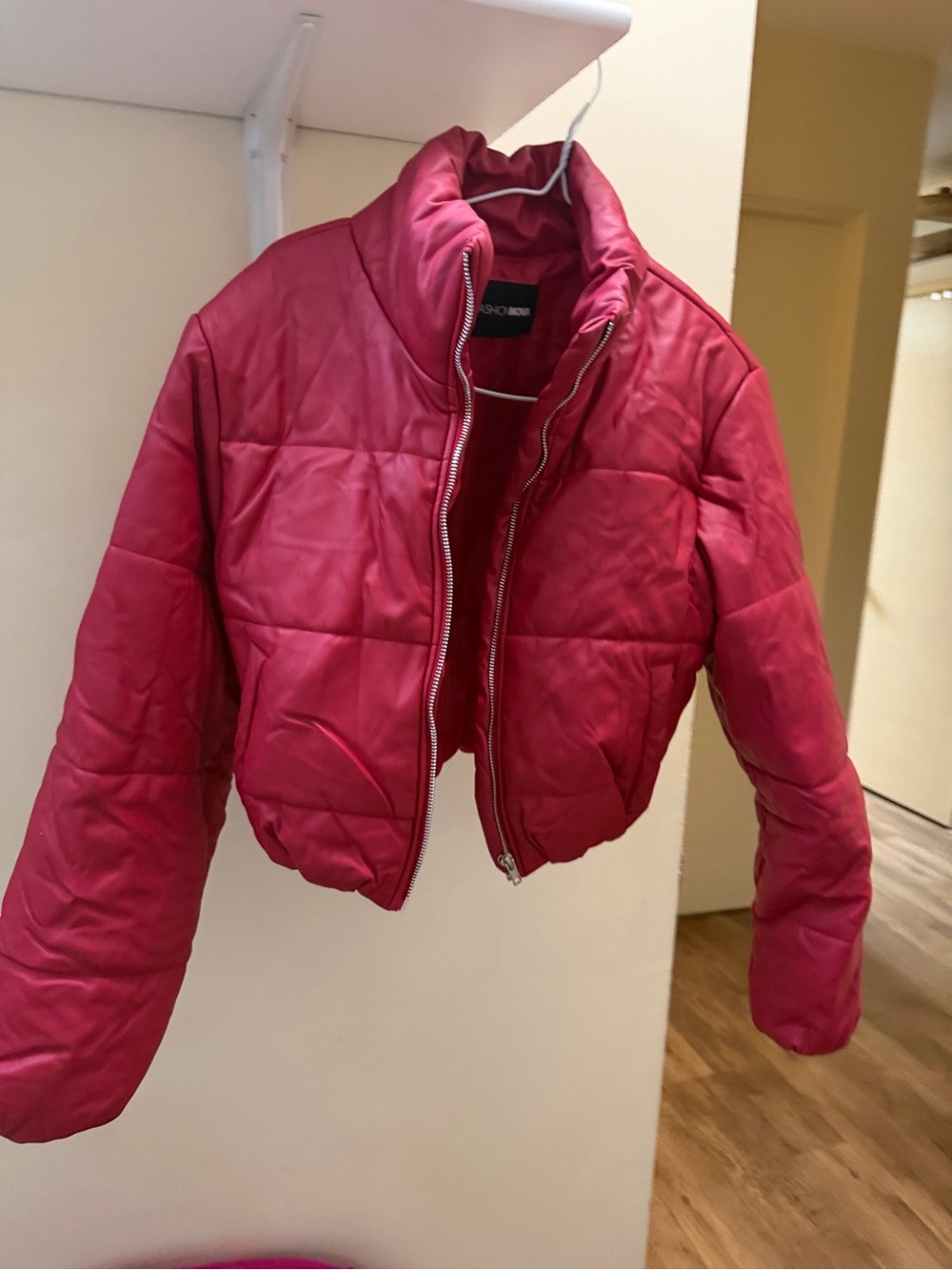 Fashion Nova Cropped Puffer Jacket - Bright Pink